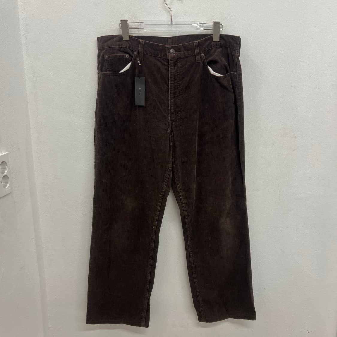 Levi's Corduroy Pants 상품이미지1