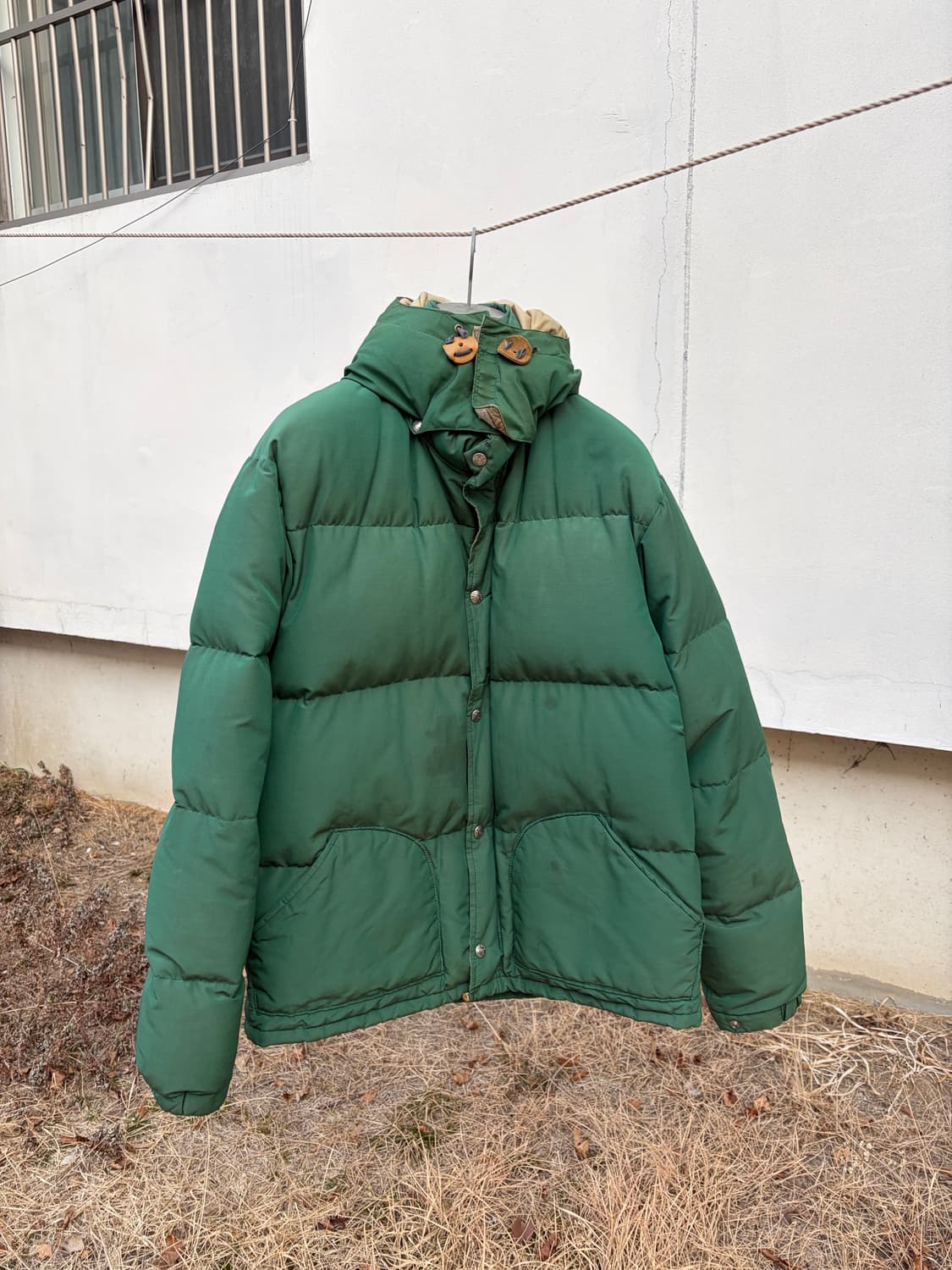 (착샷) 빈티지 시에라디자인 60/40 다운 패딩 상품이미지2