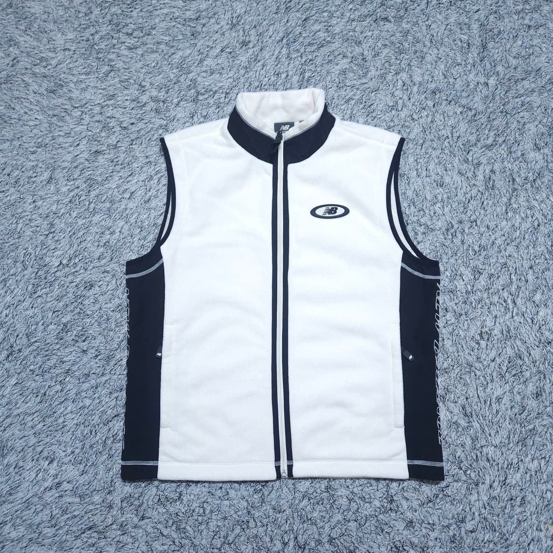 뉴발란스)100 남자 후리스조끼 뽀글이조끼 / 왕눈이샵 상품이미지1