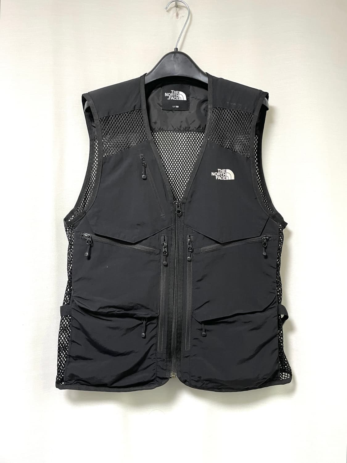 노스페이스 기어메쉬 유틸리리 조끼 100 L _ 블랙 (등산 낚시 배달 상품이미지1