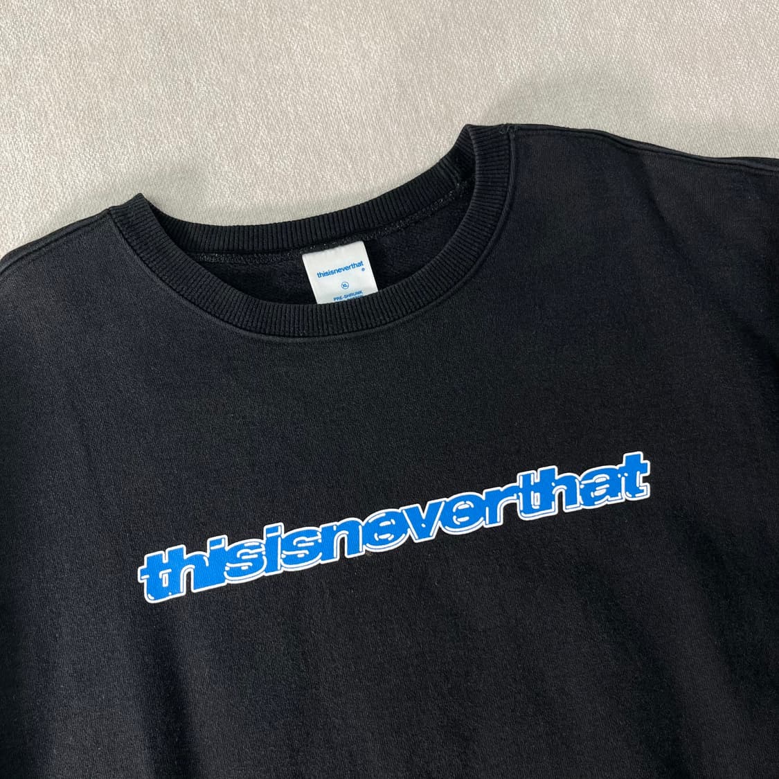 105 디스이즈네버댓 빅로고 맨투맨 상품이미지2