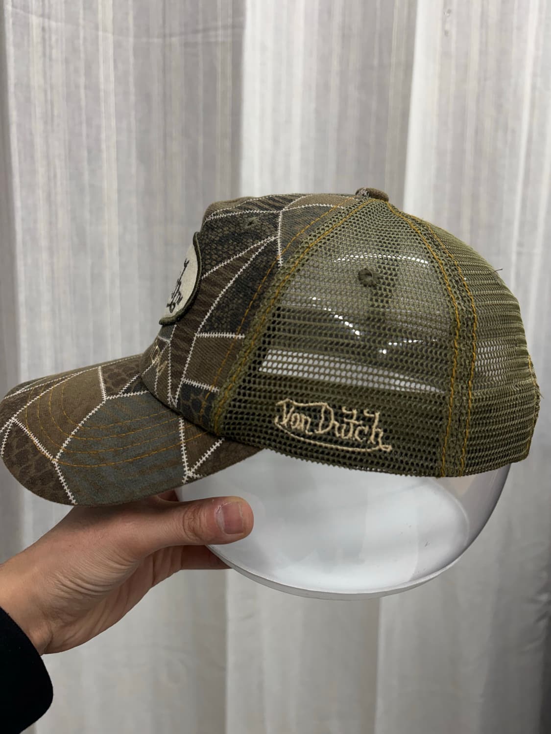 VonDutch 본더치 x 에릭 보스트롬 카모 패치 트러커 메쉬캡 모자 상품이미지3