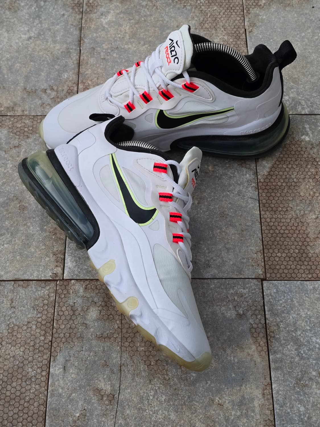 (235)나이키 에어맥스 270 리액트 se 월드 와이드 상품이미지4