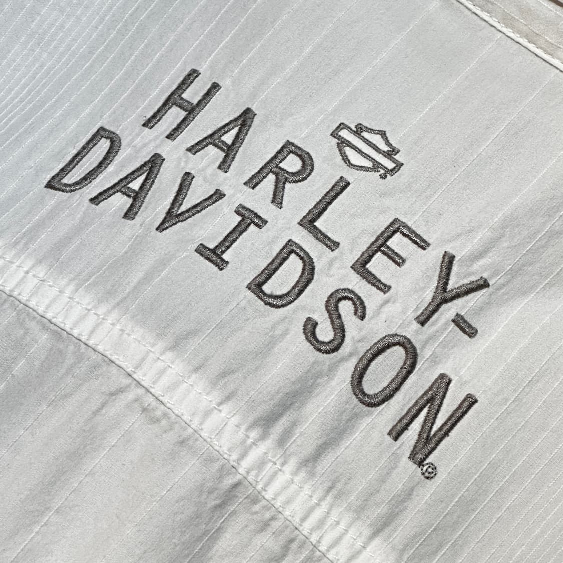 [HARLEY-DAVIDSON] 심플 스몰 실버로고 화이트 셔츠 상품이미지5