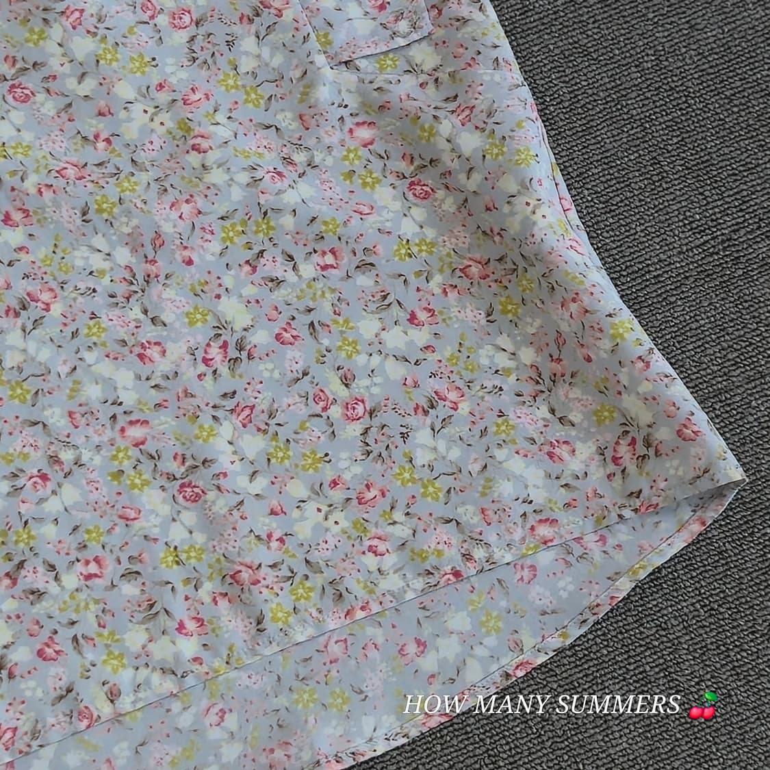 파스텔 잔꽃무늬 어깨 프릴 민소매 블라우스 상품이미지4