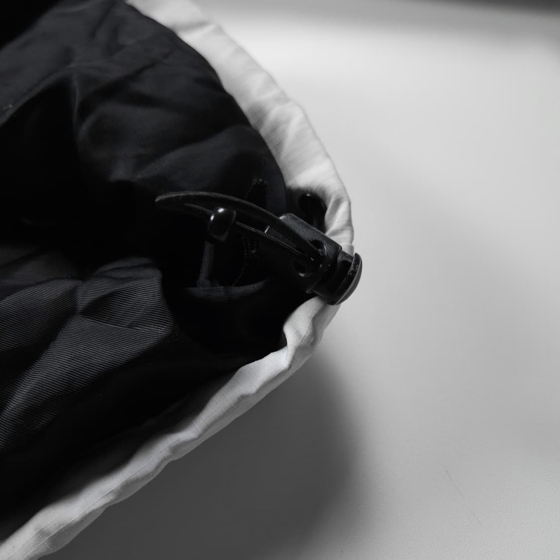 00s 나이키 뉴챔프 올드스쿨 다운 푸퍼 패딩 화이트 (XL) 상품이미지4