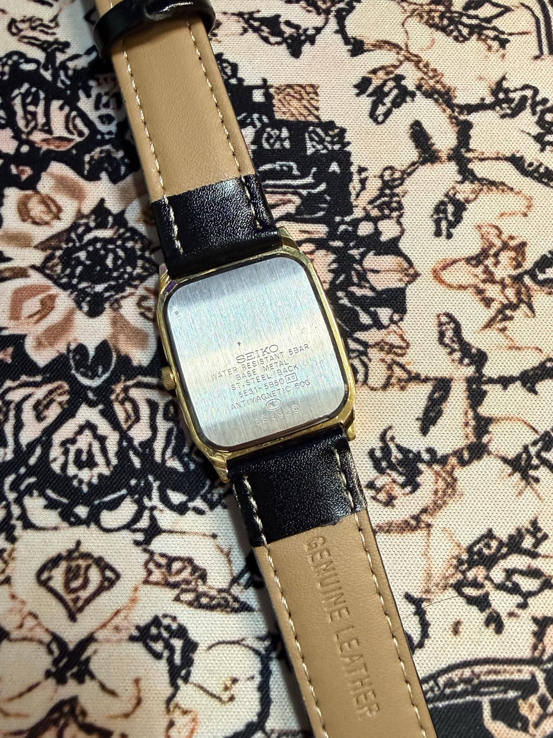 SEIKO 빈티지 쿼츠 시계 상품이미지3