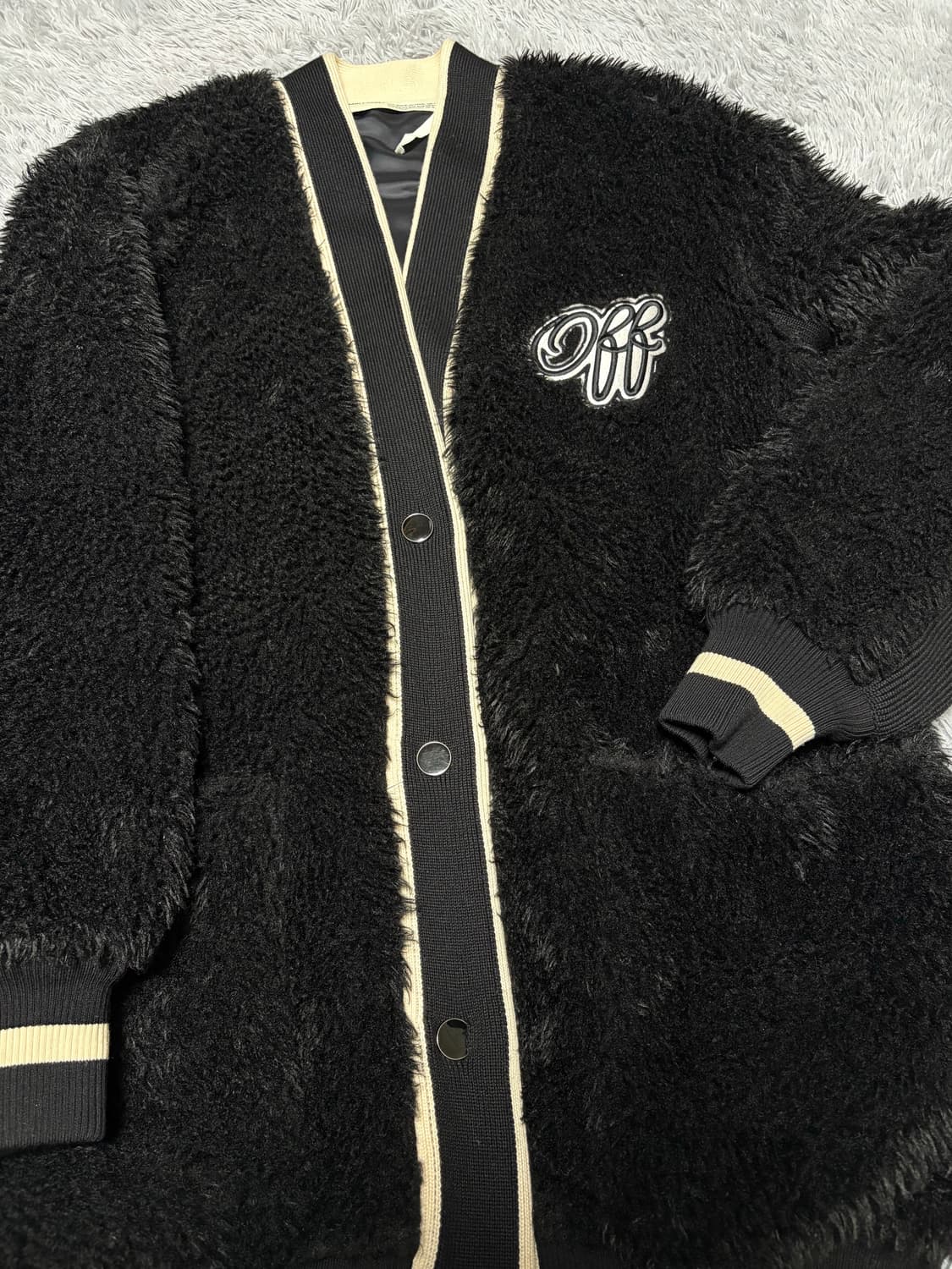 오프화이트 앙고라 가디건 상품이미지2