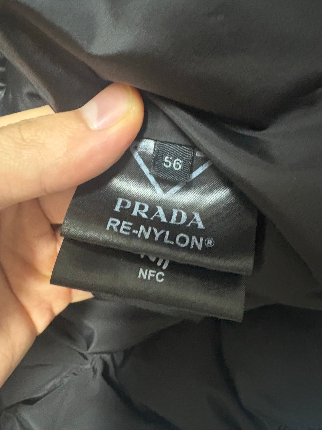 [56] 프라다 리나일론 패딩sgb112 상품이미지5