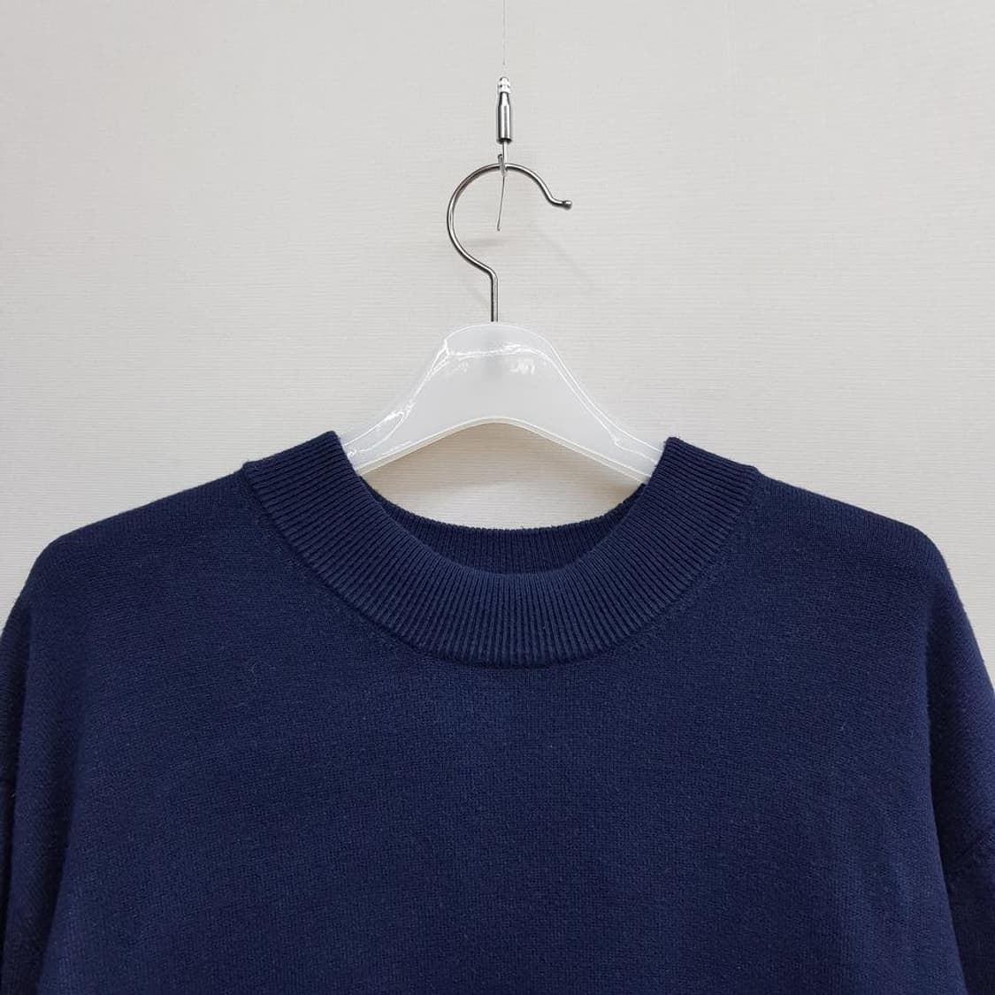 구호 KUHO 2022 라운드넥 스릿밑단 니트 S사이즈 상품이미지2