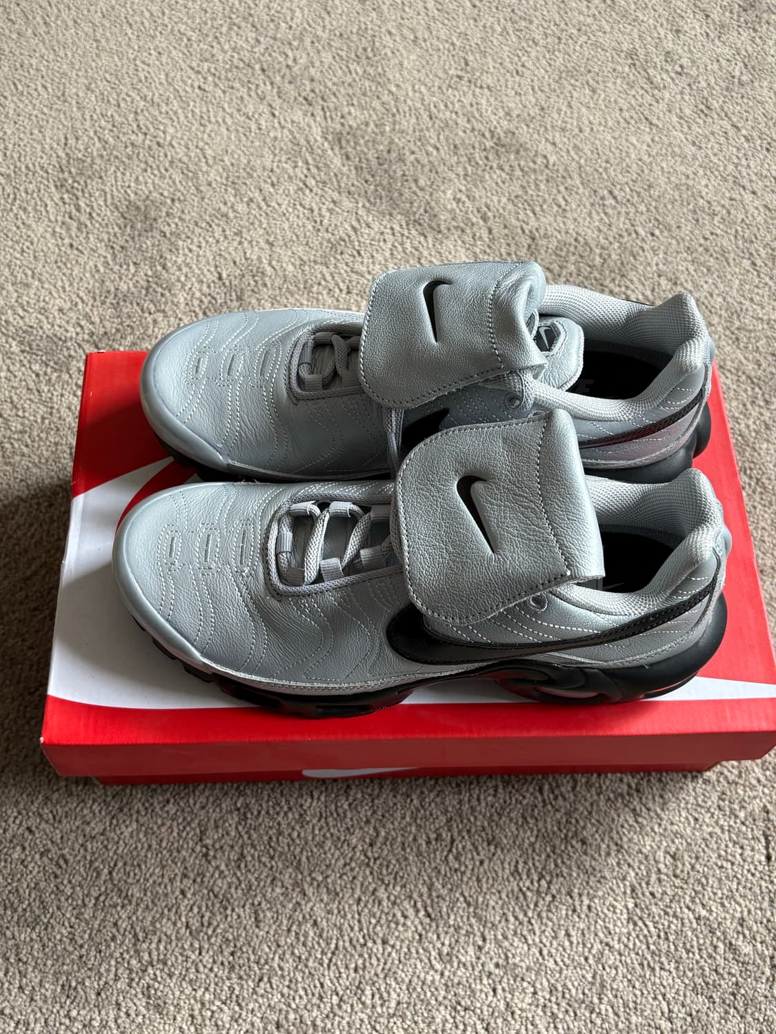 나이키 에어맥스 플러스 TNPO 울프그레이 상품이미지2