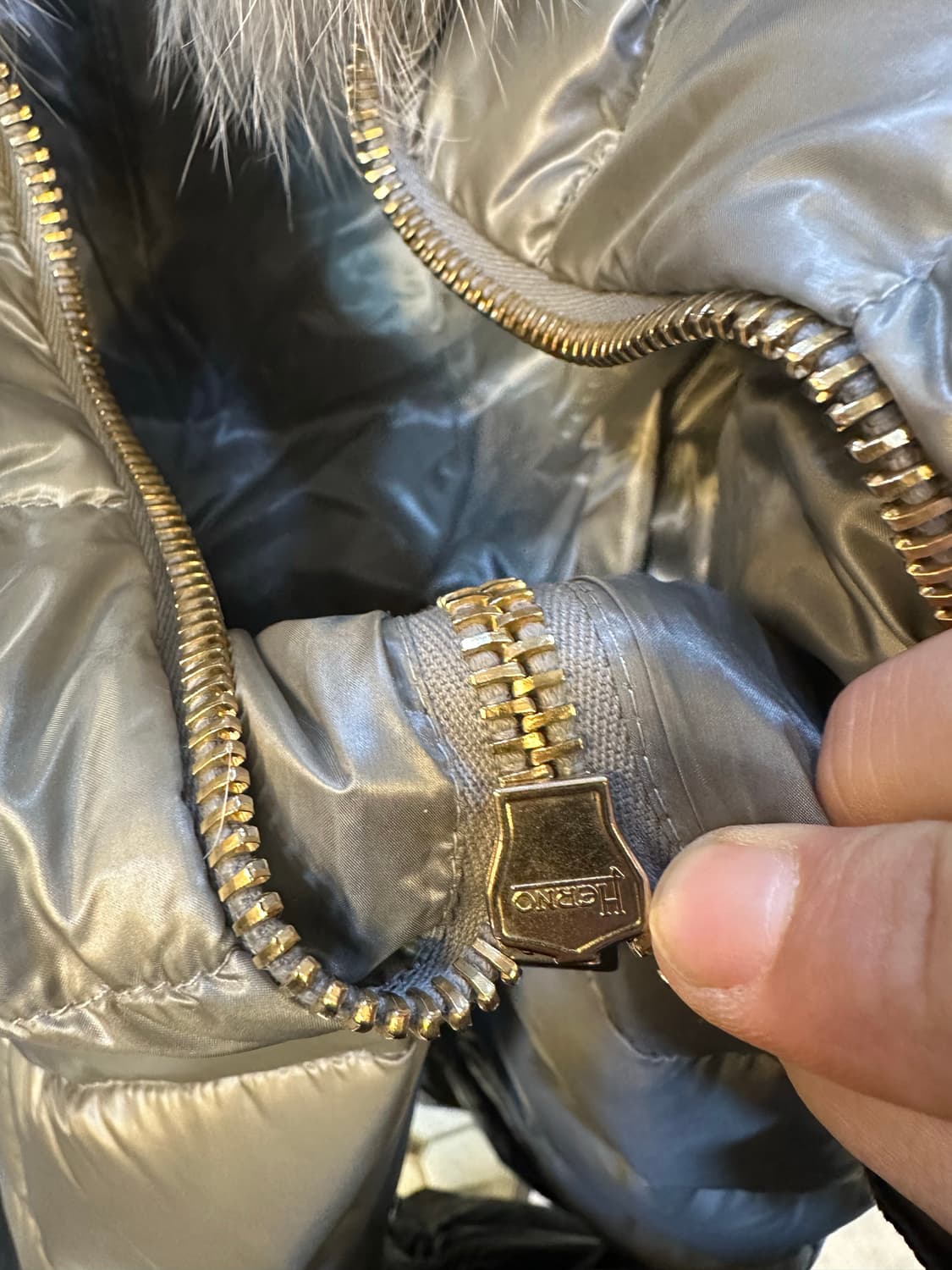 에르노 ICONICO 폭스퍼 패딩 실버 상품이미지4