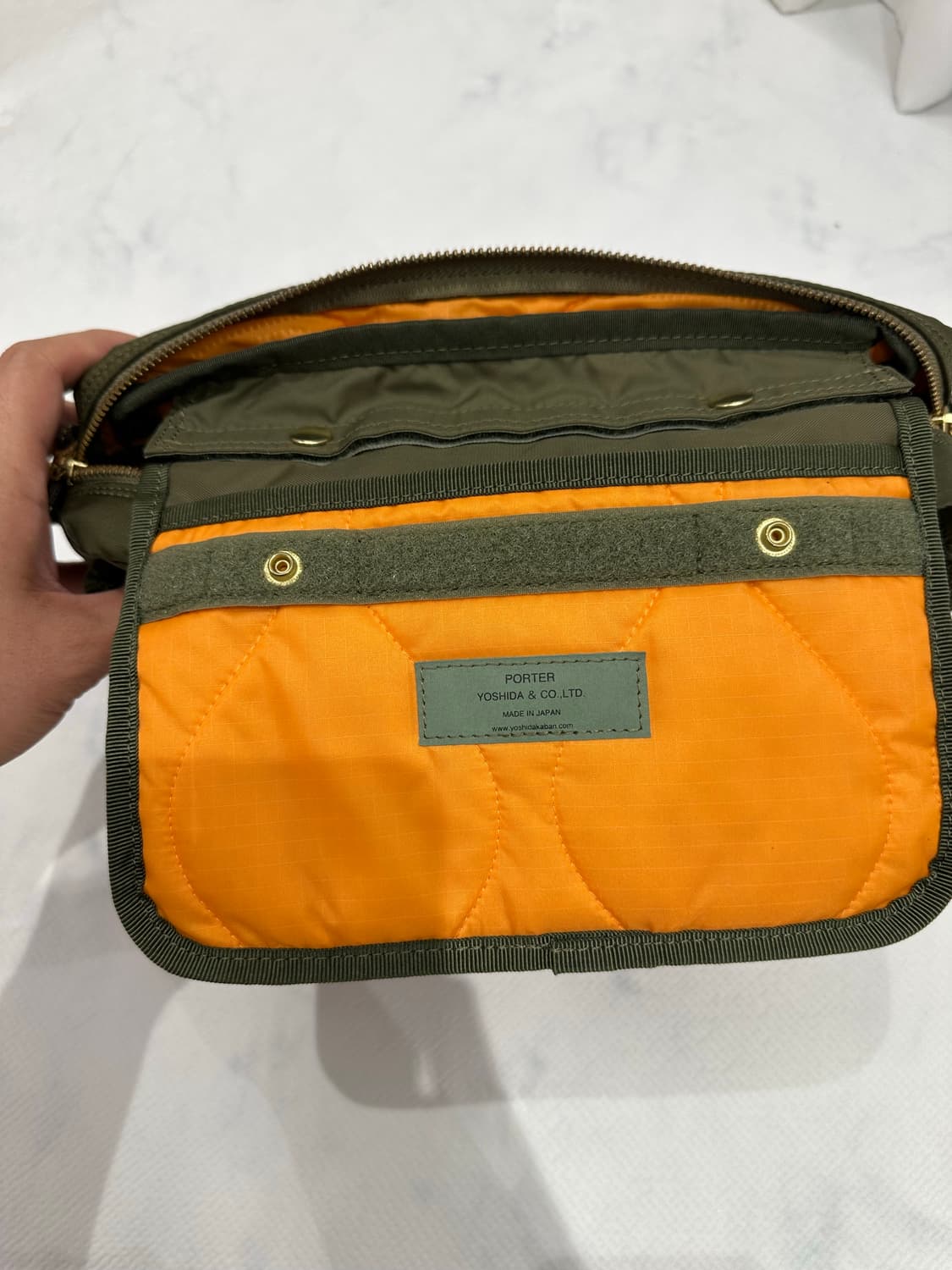 포터 포스 숄더백 스몰 올리브 드랩 상품이미지6