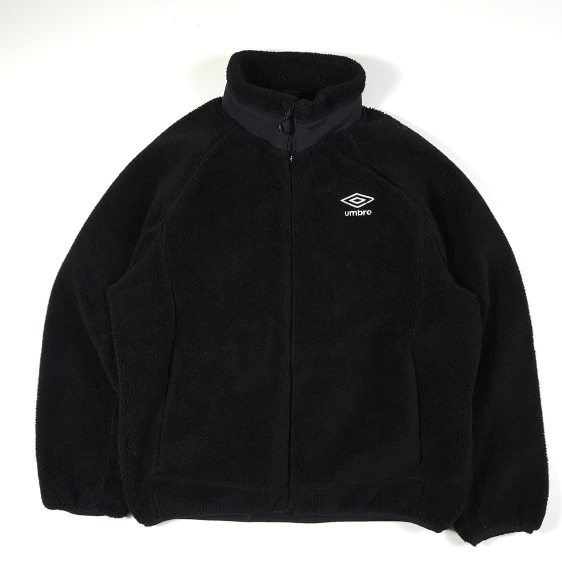 엄브로 빅로고 후리스 블랙 상품이미지1