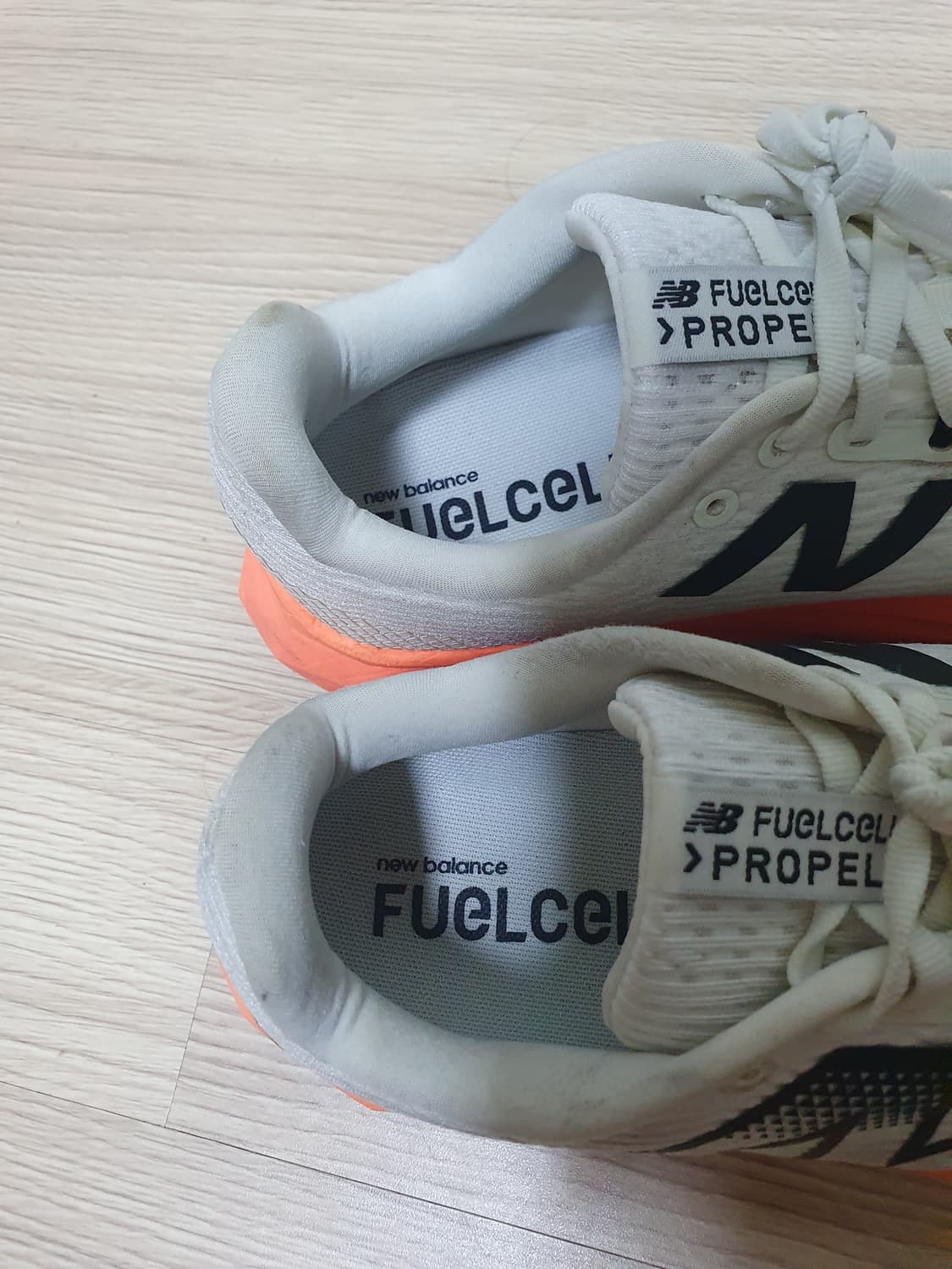 뉴발란스 퓨어셀 프로펠 v5 런닝화 270 상품이미지9