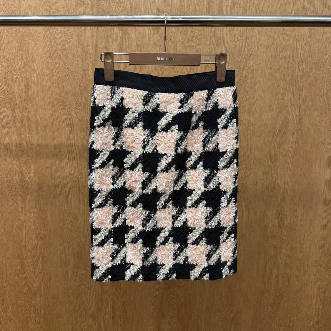 에스카다 미디 스커트 하운드투스 패턴 메탈릭 글리터 믹스 핑크 블랙 상품이미지2