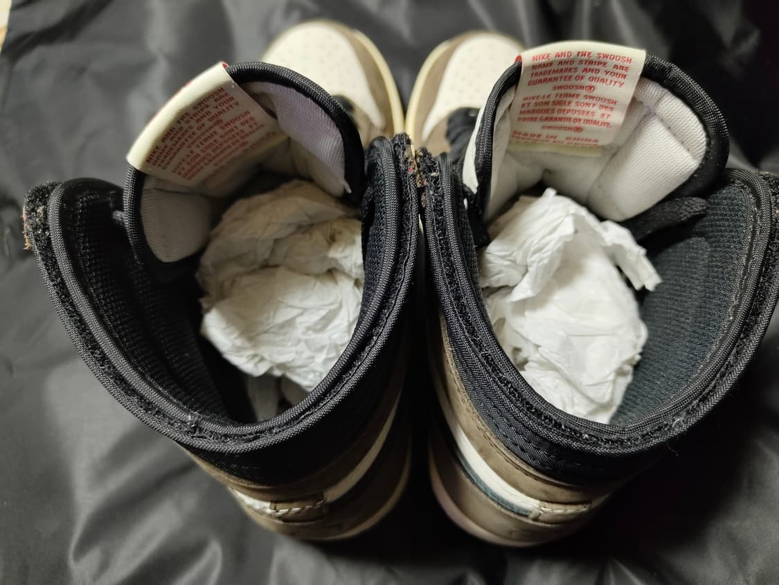 나이키 조던1 스캇 모카 상품이미지5