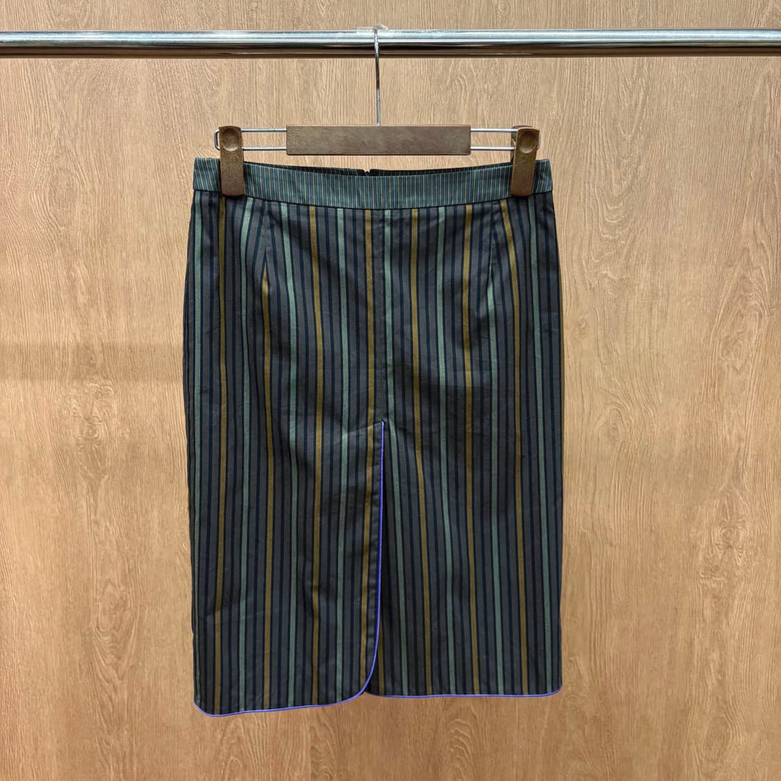 에트로 미디 스커트 스트라이프 절개 배색 디테일 딥그린 상품이미지2