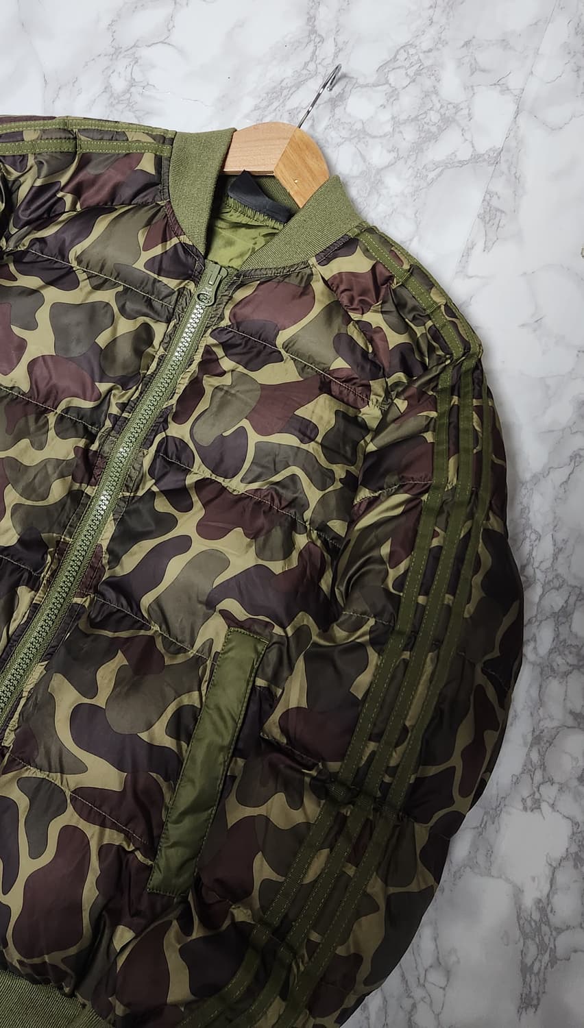 아디다스 오리지널스 x 퍼렐 휴 하이킹 카모 패딩 자켓 상품이미지4