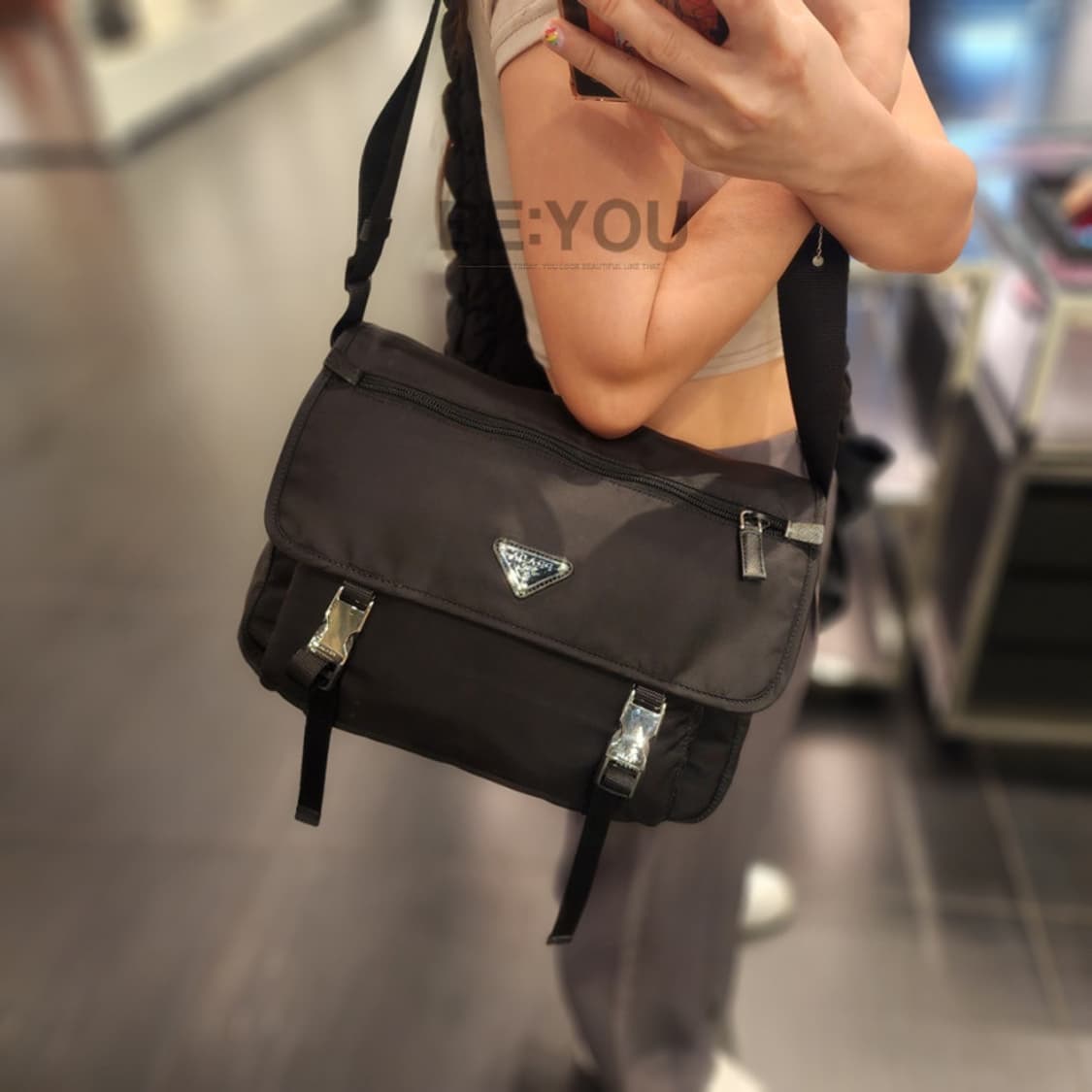 프라다 리나일론 메신저백 상품이미지1