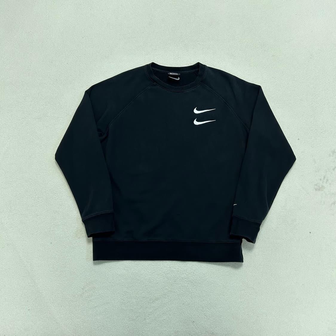 Nike double swoosh black sweatshirt 상품이미지5