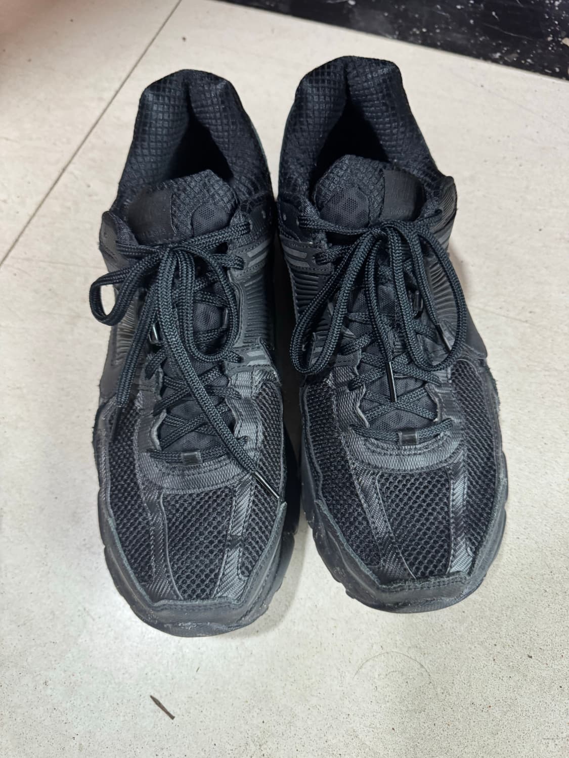 나이키 줌보메로5 블랙 285 상품이미지2