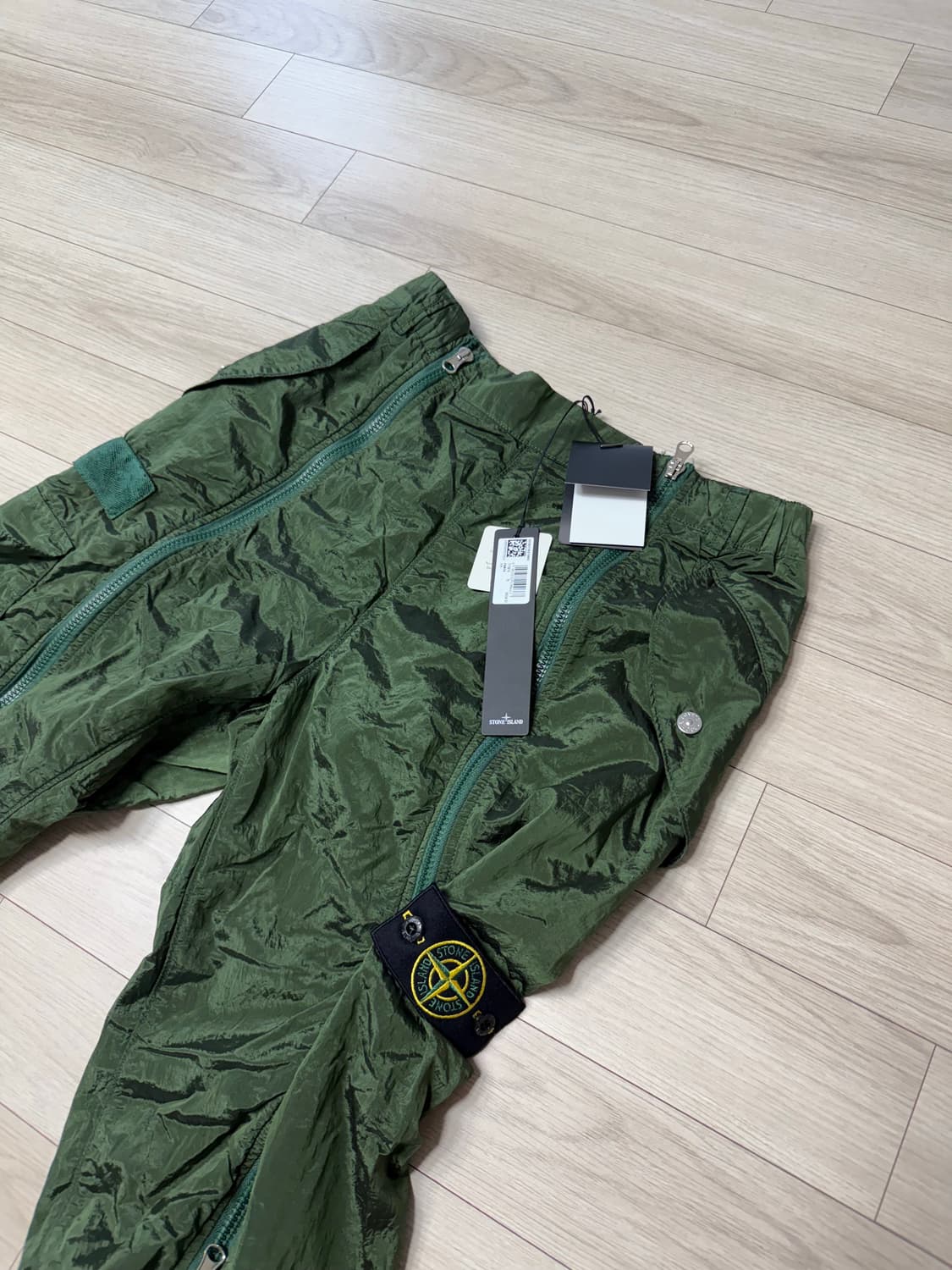 [New] 스톤아일랜드 크링클랩스 팬츠  상품이미지1