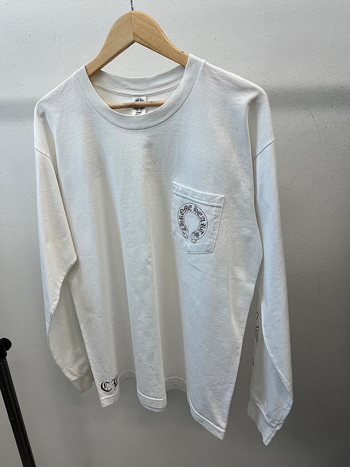 100) 크롬하츠 로고 롱슬리브  상품이미지1