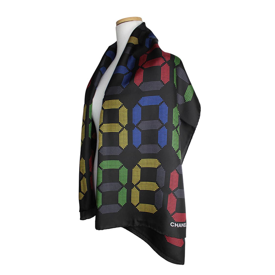 샤넬 도트 매트릭스 실크 스카프 점보 상품이미지1