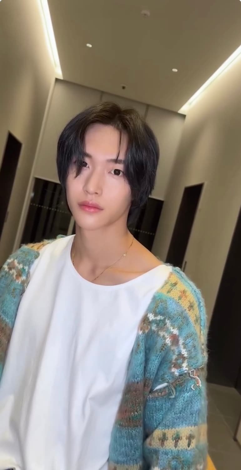 퍼버즈 블렌드 보더 모헤어 가디건 블루 상품이미지7