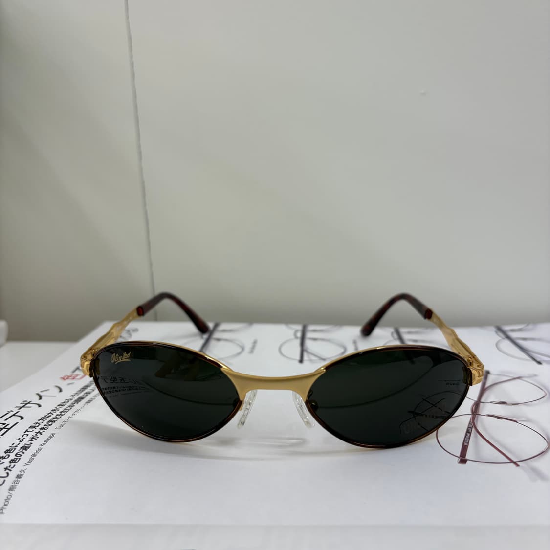 Unlimited 빈티지 선글라스 상품이미지1