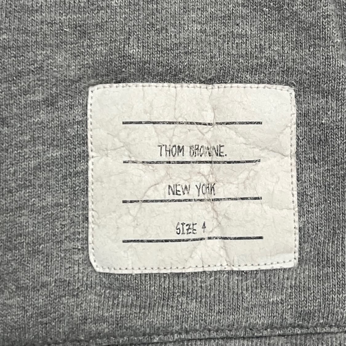 톰브라운 백삼선 후드티 상품이미지4