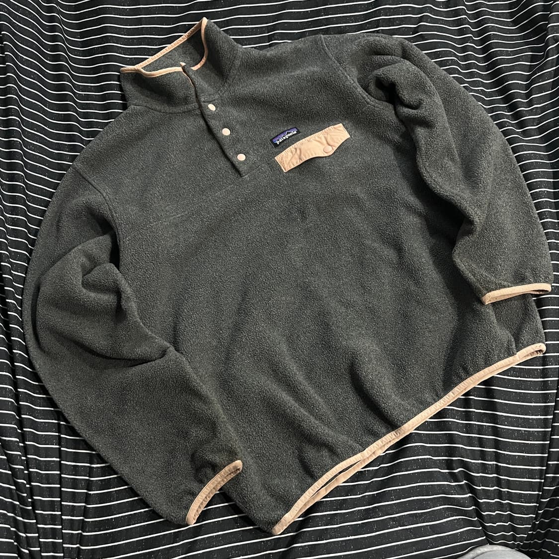 00s 파타고니아 신칠라 후리스 L 차콜그레이 상품이미지1