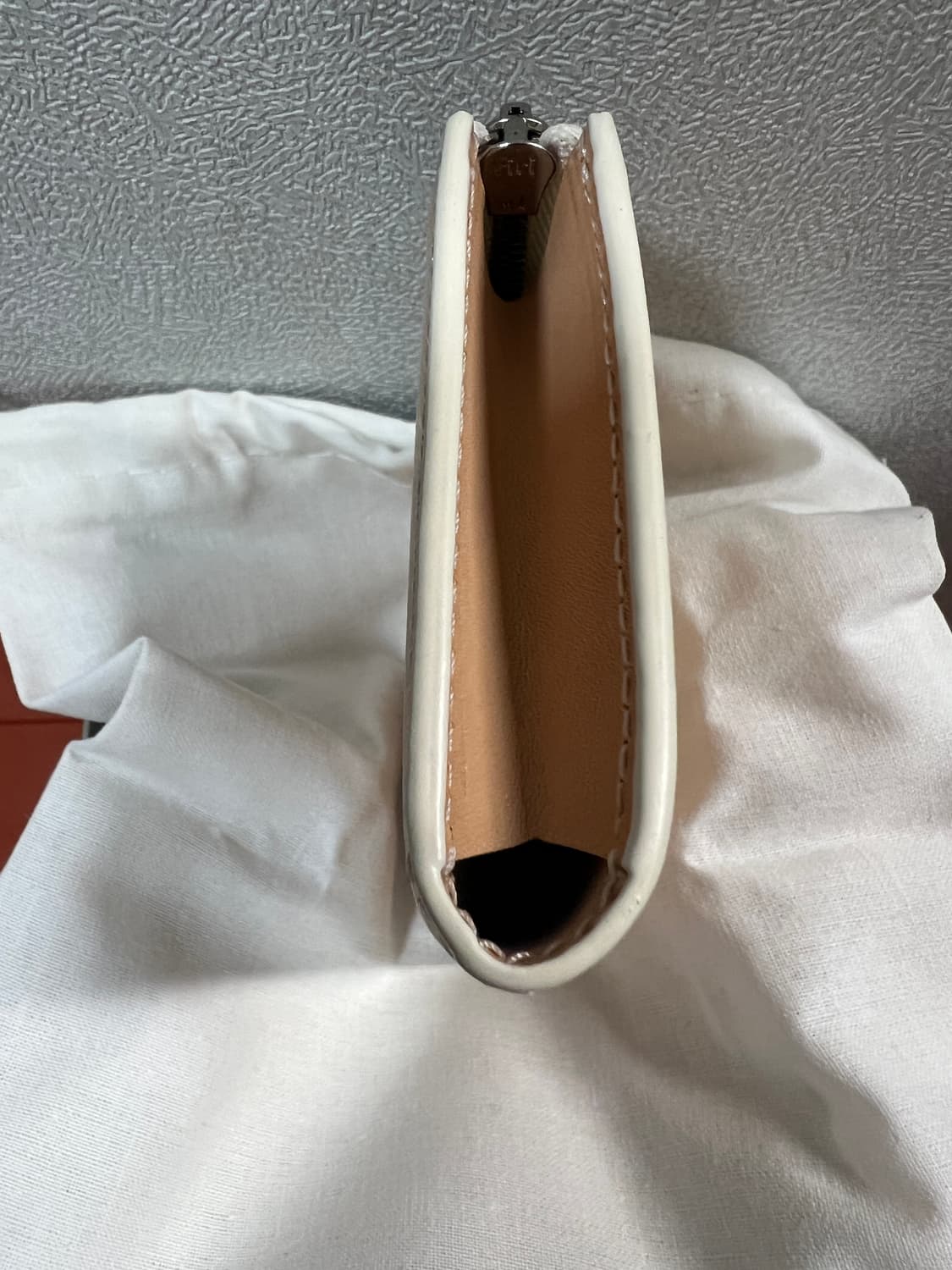 [새상품] grds 그라더스 half zip 반지갑 네츄럴 상품이미지8