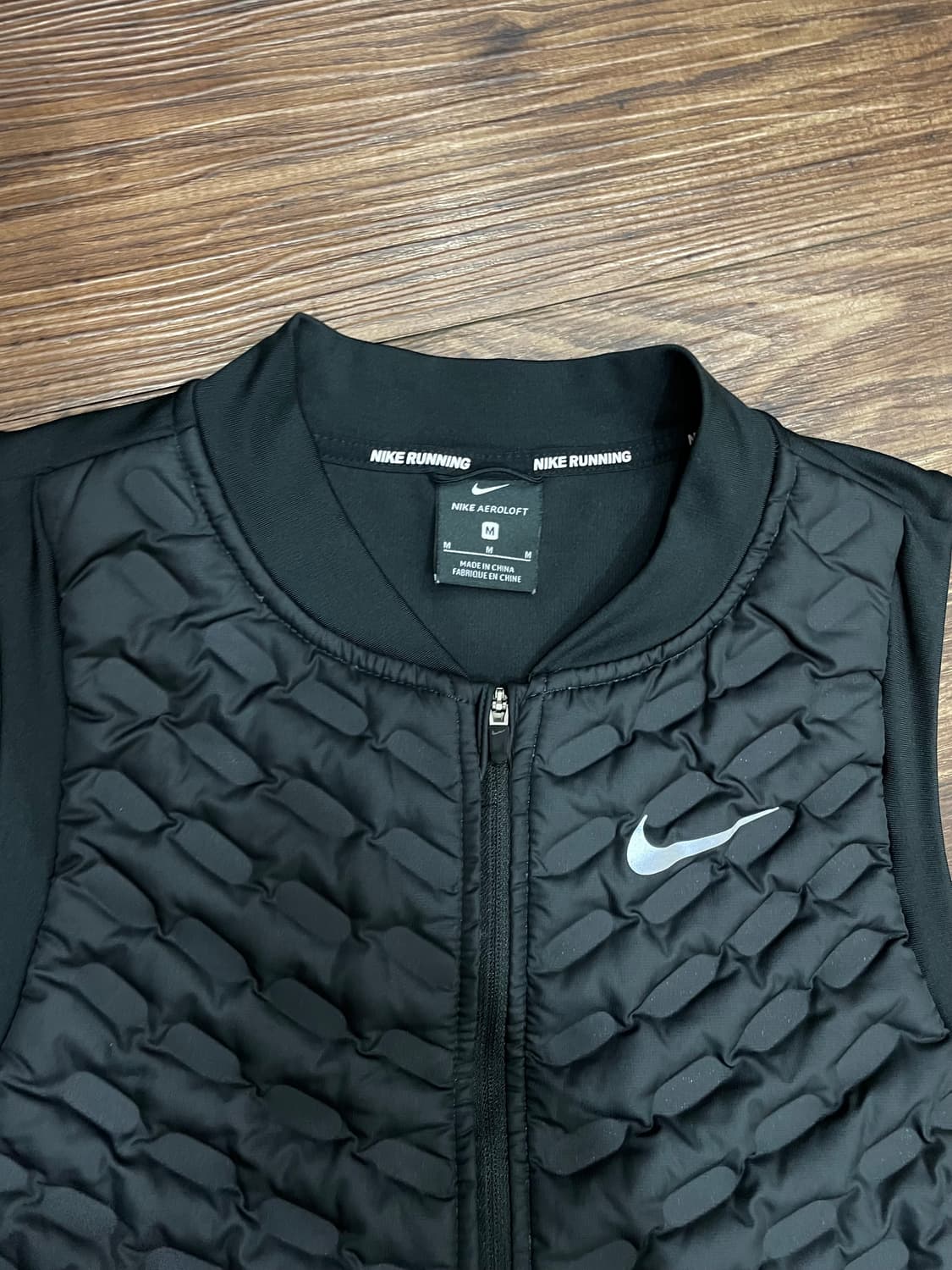 나이키 러닝 에어로로프트 크롭 베스트 조끼 블랙 상품이미지2