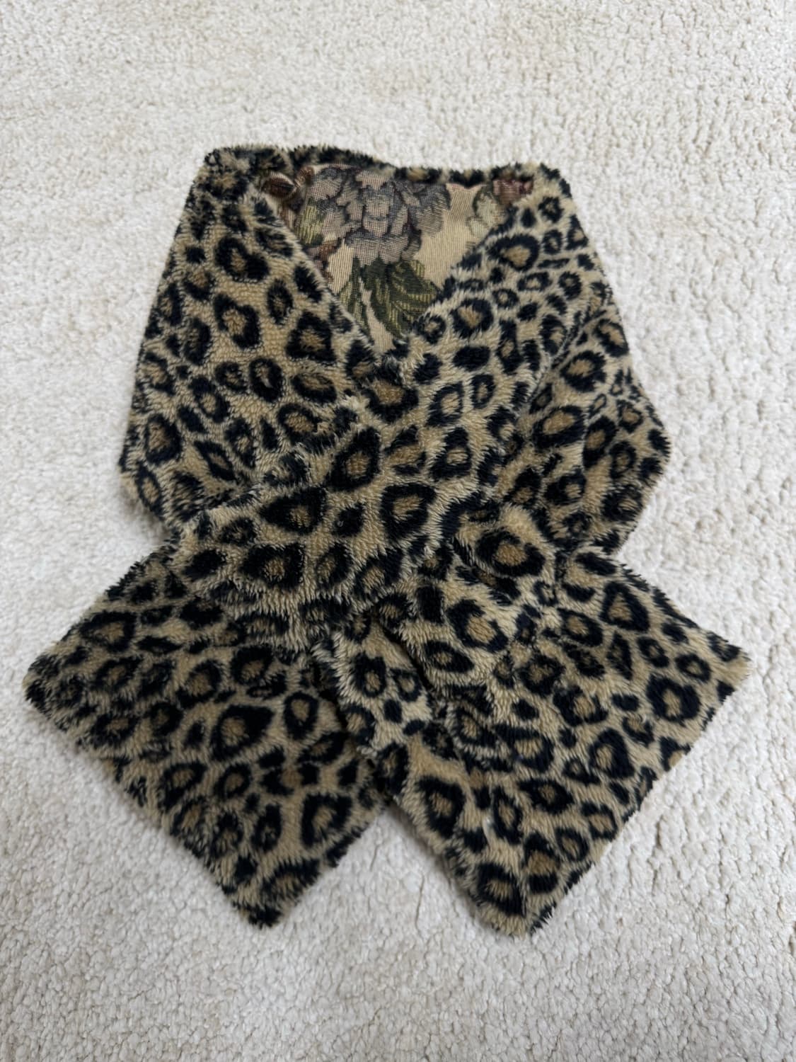 캐피탈 머플러 상품이미지2