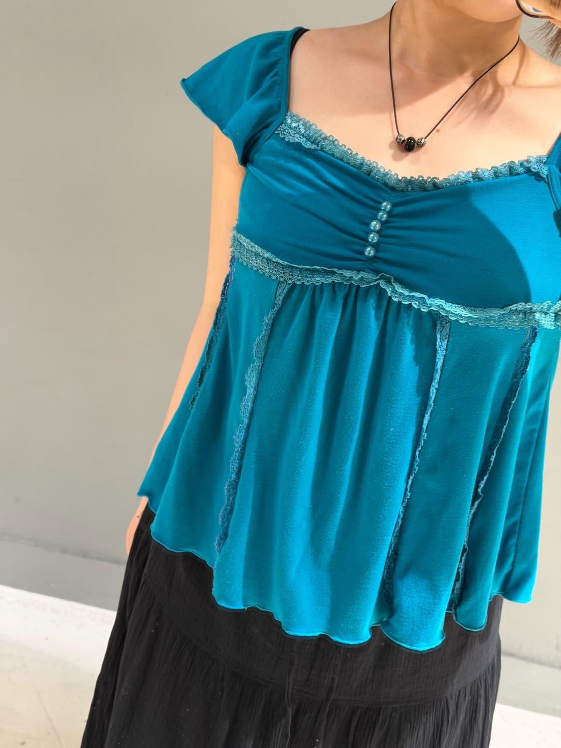 Aqua blue lace line button-up top 상품이미지4