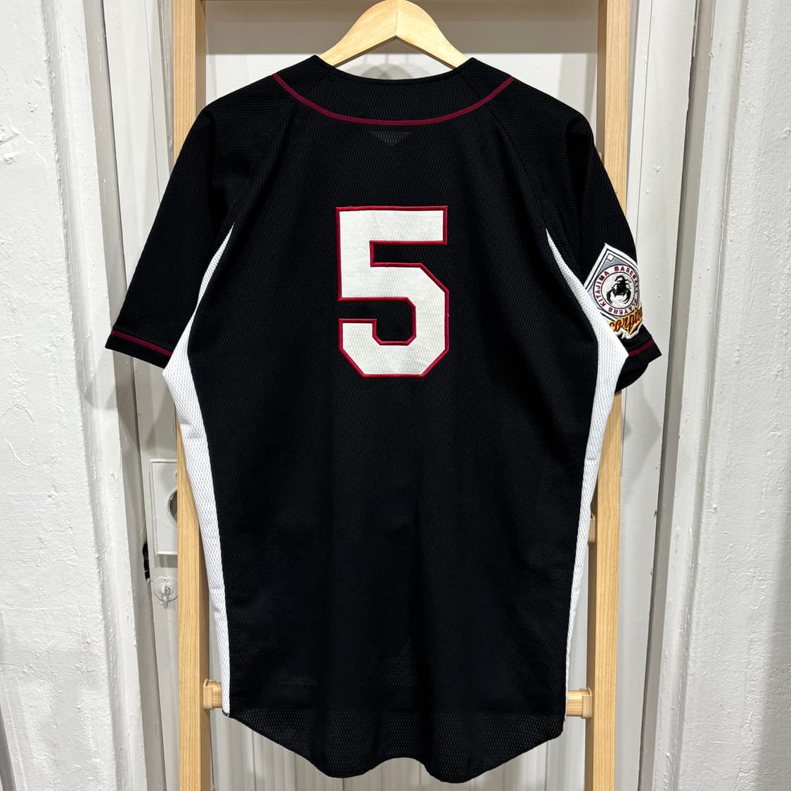 데상트 Scorpions 야구 유니폼 블랙 상품이미지4