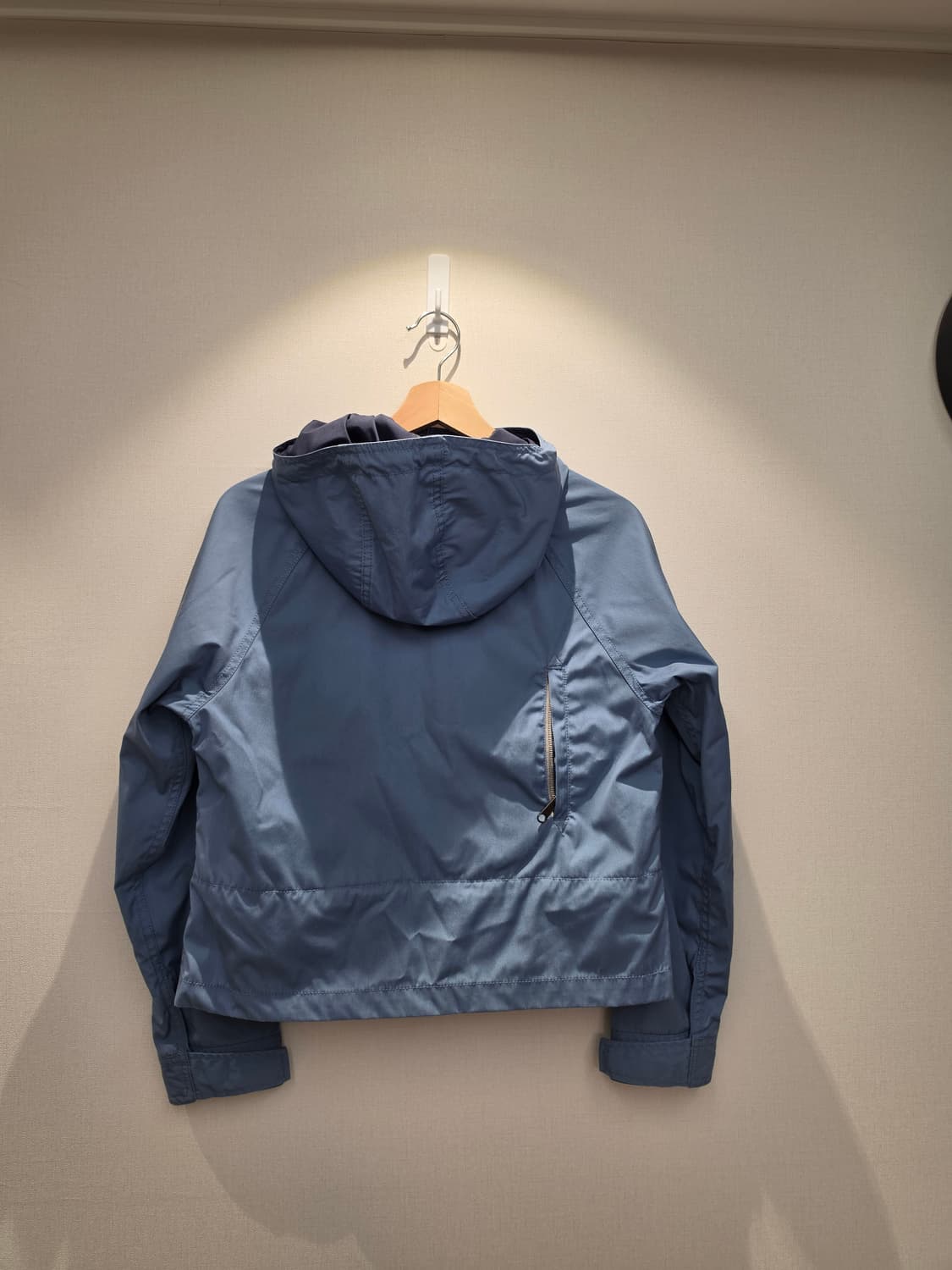 노스페이스 퍼플라벨 크롭 마운틴 윈드 파카 블루 상품이미지2