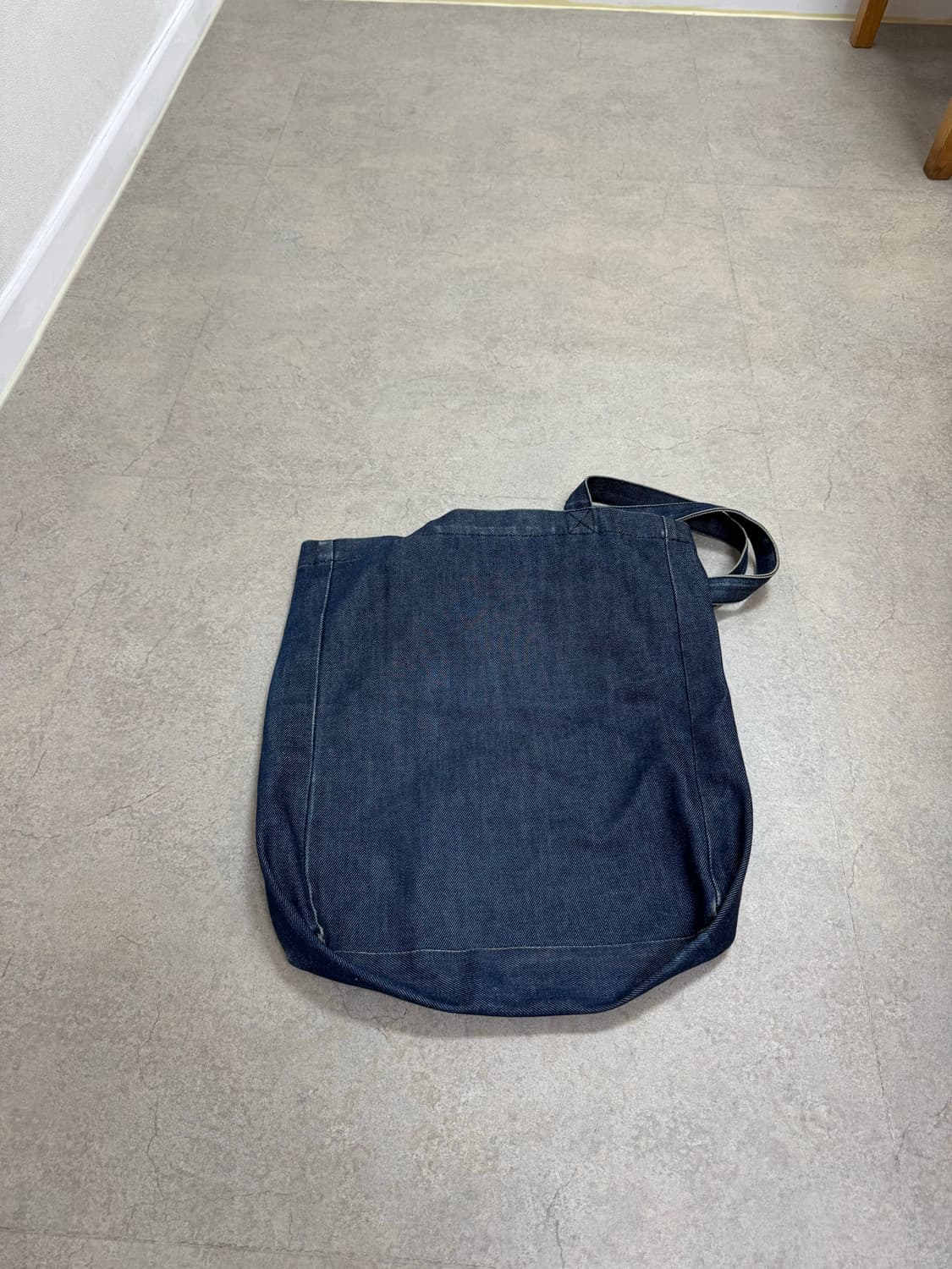 아페쎄 데님 에코백 상품이미지3
