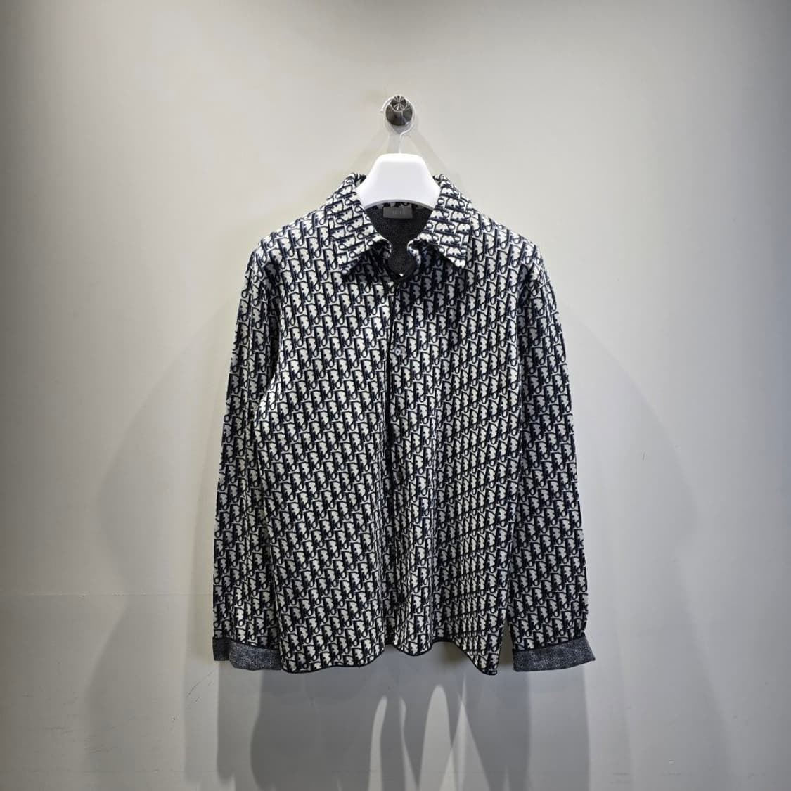 [중고/정품] 디올 오블리크 오버셔츠 네이비/베이지 M 상품이미지1