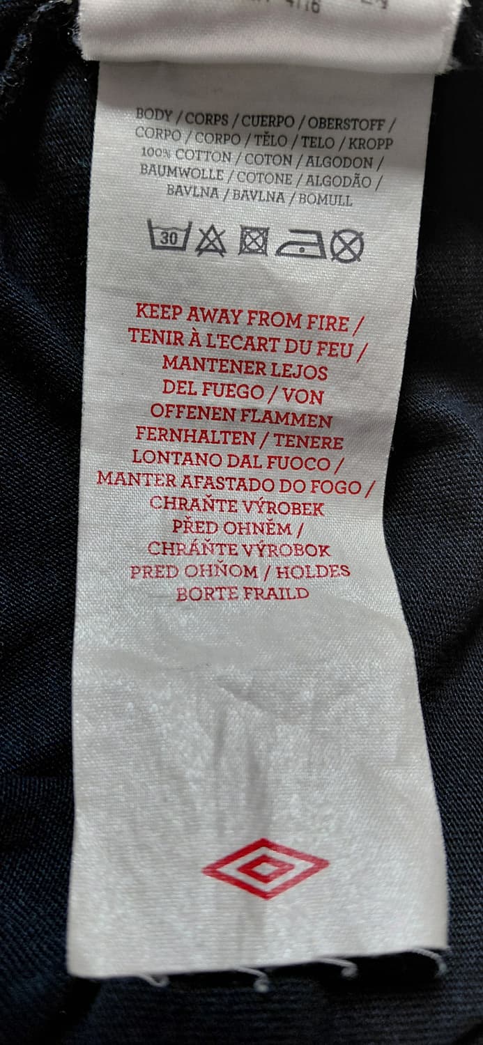 [S/무료배송] 맨체스터 시티 x 엄브로 클래식 로고 티셔츠 상품이미지6