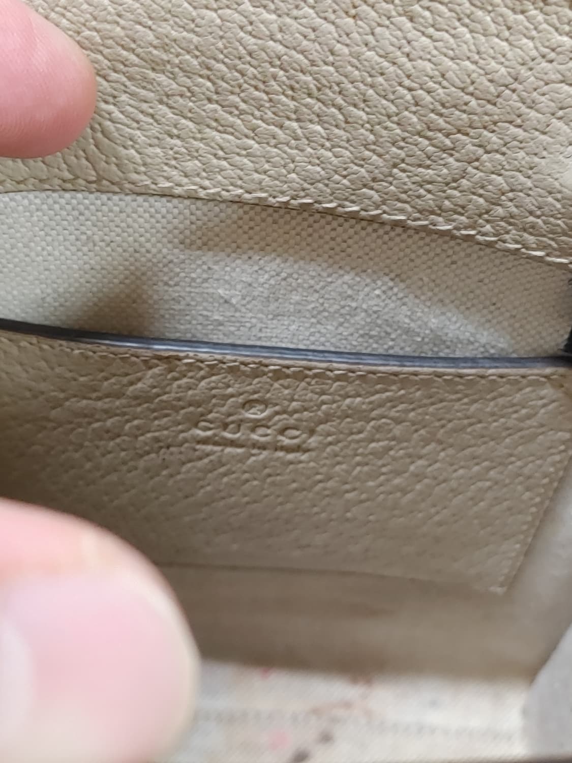 정품 구찌 인터로킹 GG 수프림 토트백 크로스백 상품이미지9