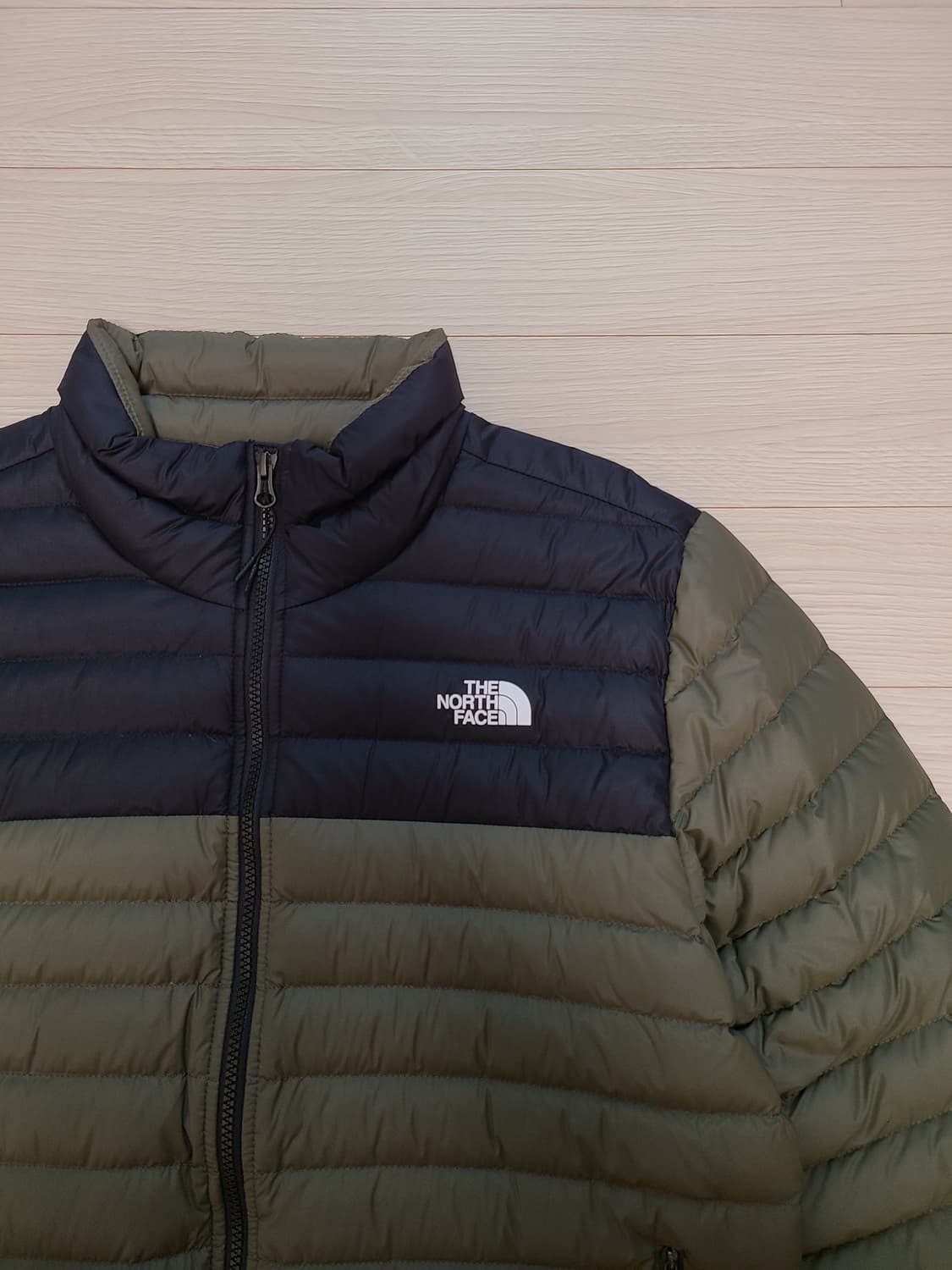 노스페이스 스트레치 푸퍼 다운 700 m 상품이미지2