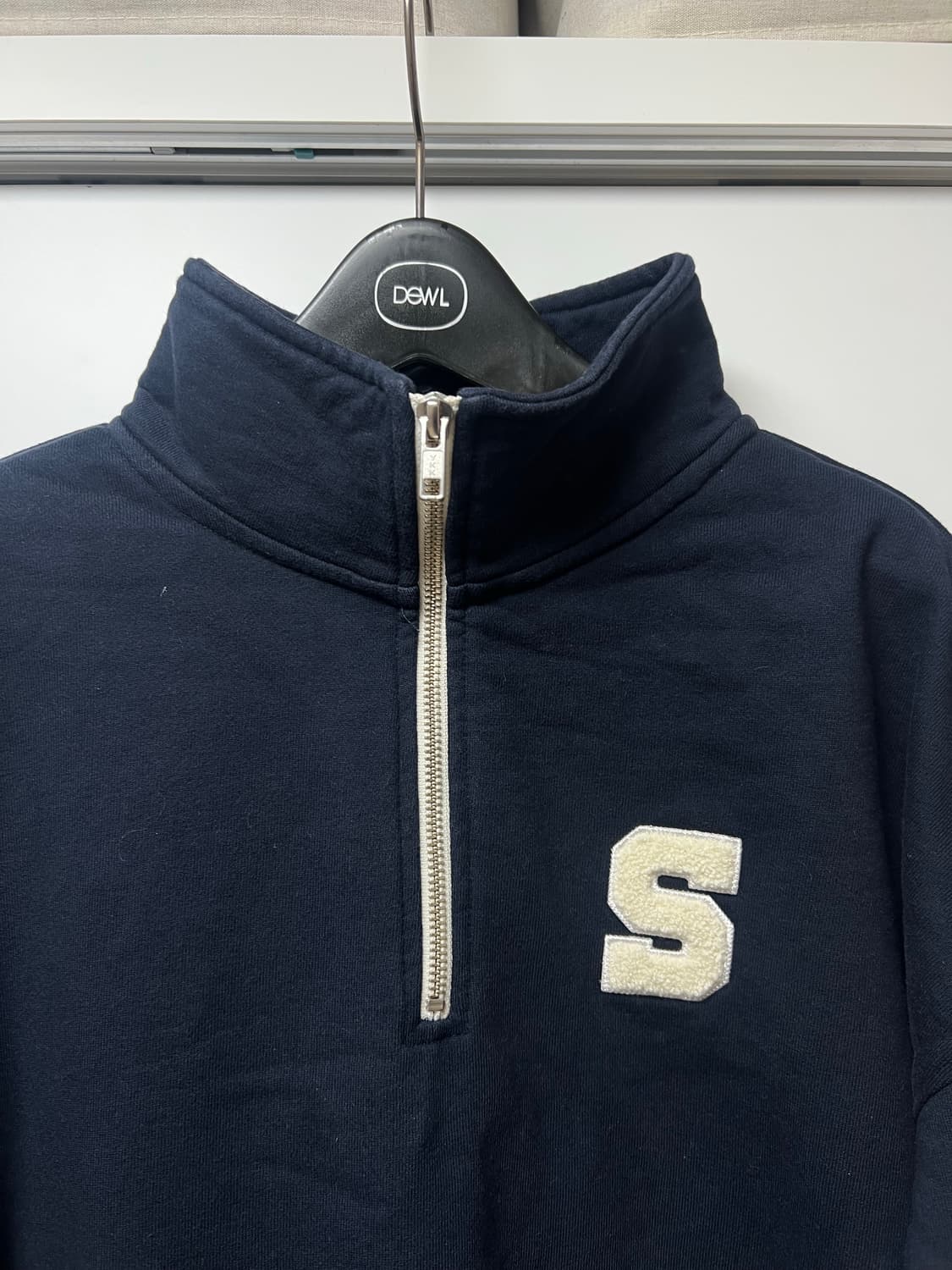 던스트 남녀공용 맨투맨 사이즈M 상품이미지2