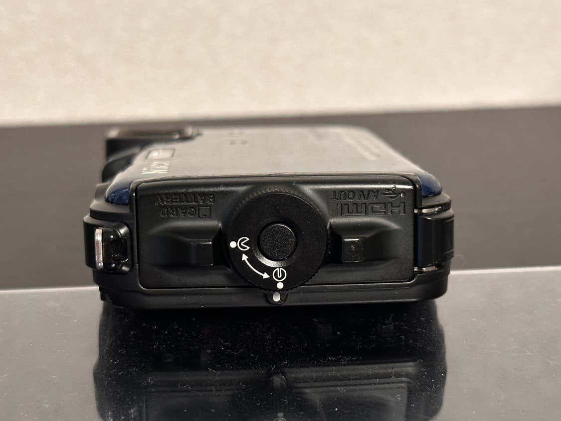 니콘 쿨픽스 AW100 블루 상품이미지5