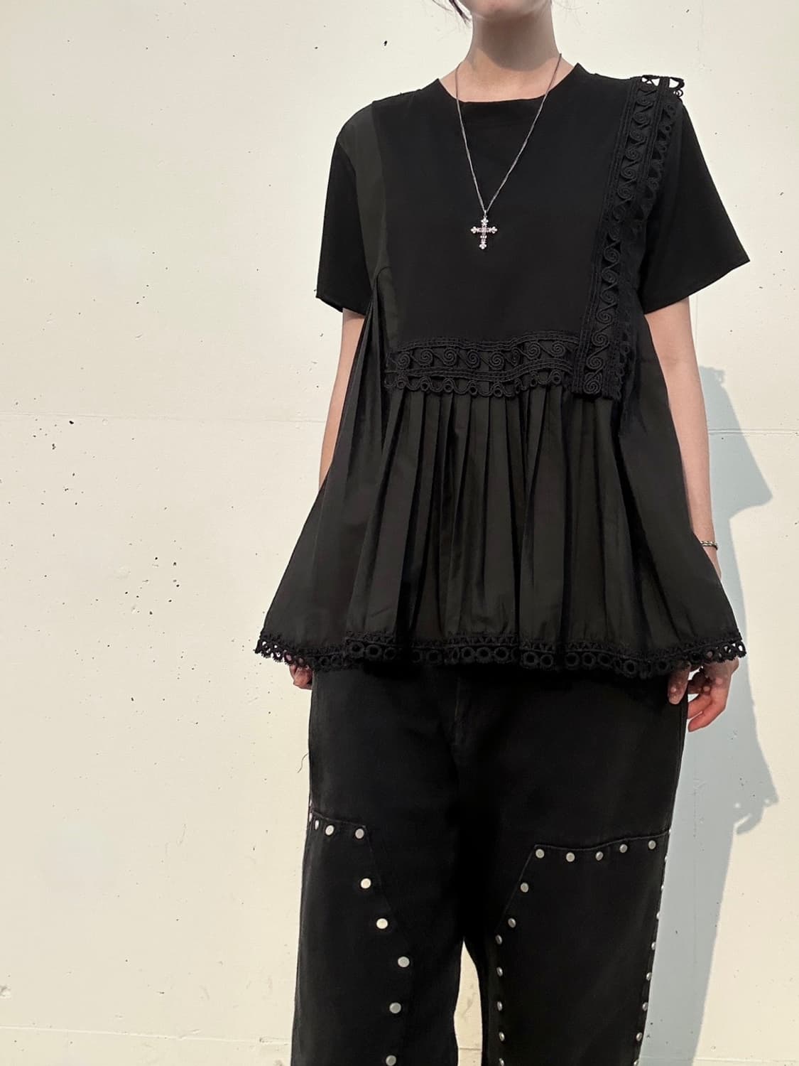 ESSENA play embroidery pleats top  상품이미지6