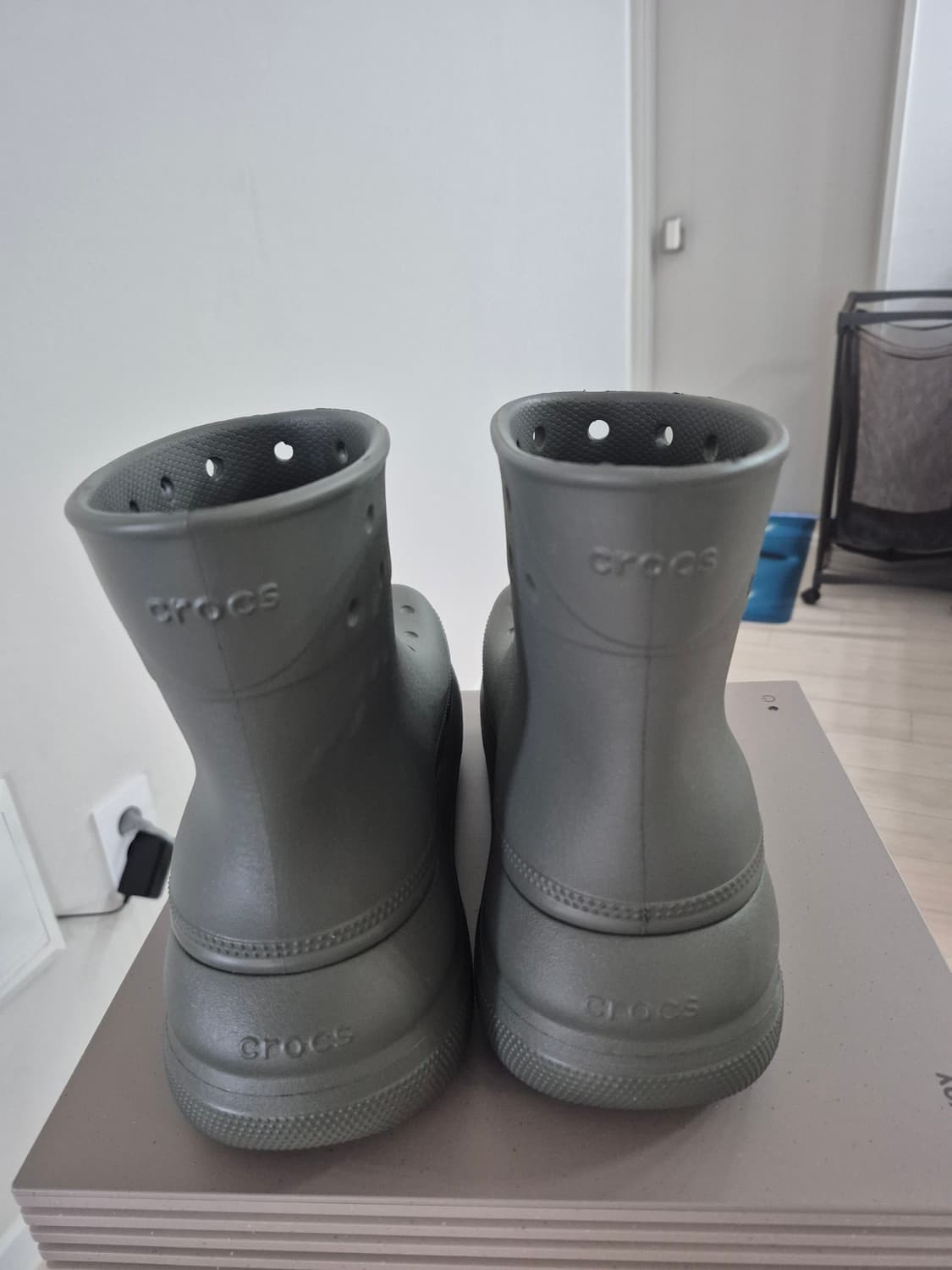 크록스 크러쉬 부츠 그레이 M8/W10 260~265 상품이미지3