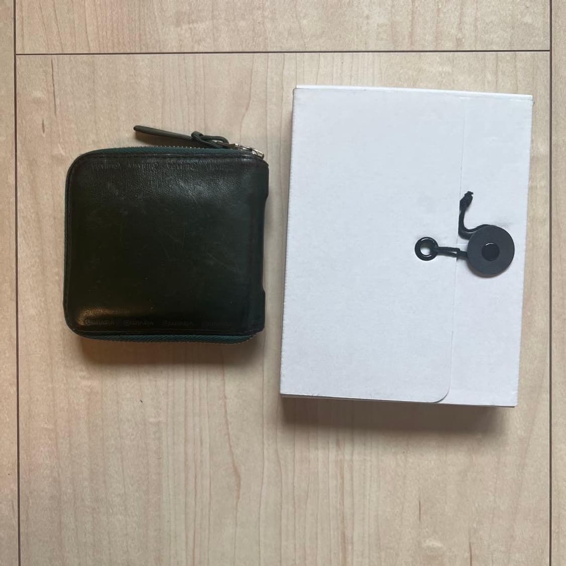 비즈빔 visvim bi-fold 가죽 지갑 상품이미지1