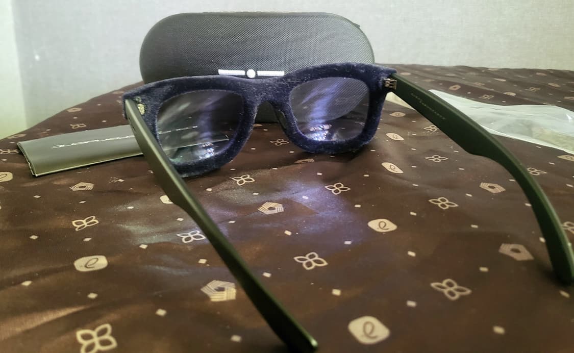 [미사용 새상품]  INDEPENDENT  벨벳 미러 선글라스 상품이미지6